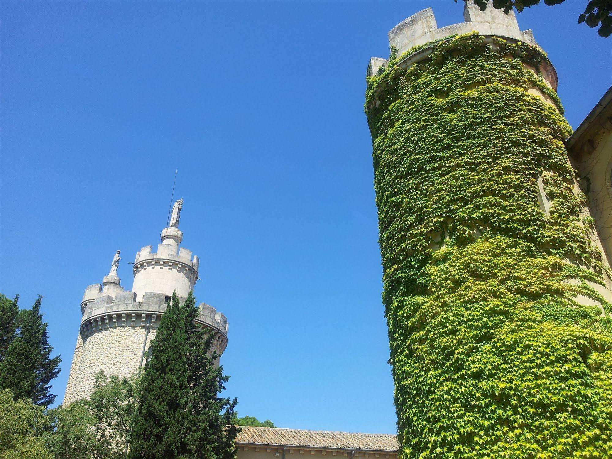 Hostellerie De L'Abbaye De Frigolet 格拉沃松 外观 照片